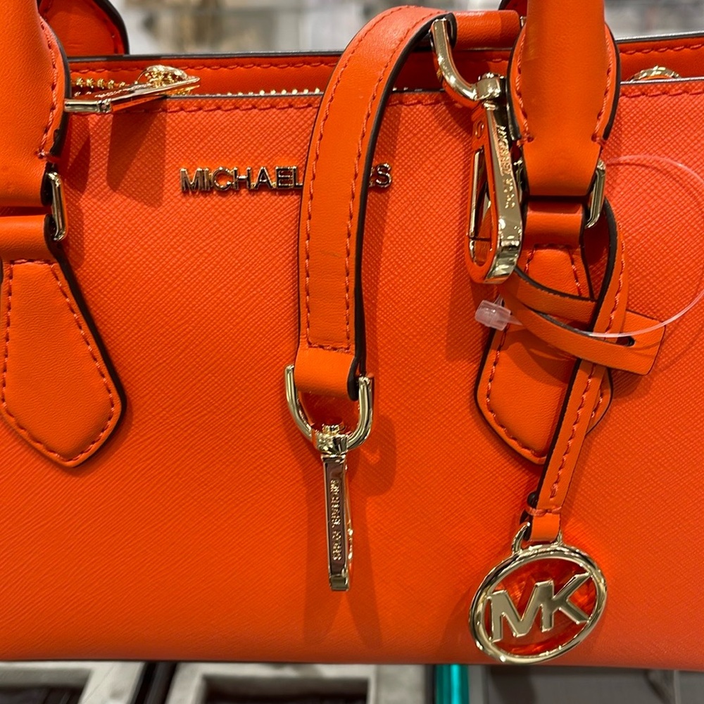 MICHAEL KORS
Sheila Small Faux Saffiano Leather Satchel
Poppy 
NWT - Picture 5 of 16